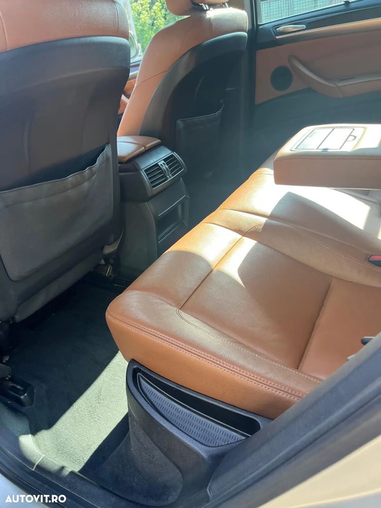 BMW X6 xDrive40d - 8