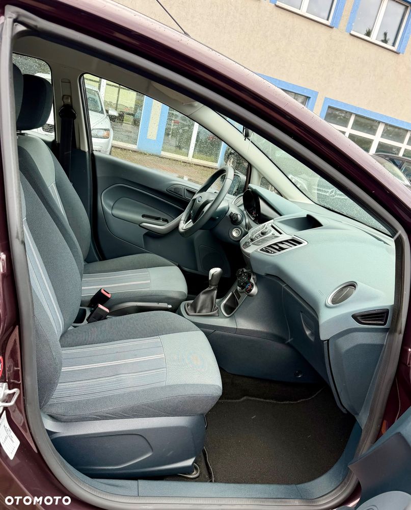 Ford Fiesta 1.25 Celebration - 10