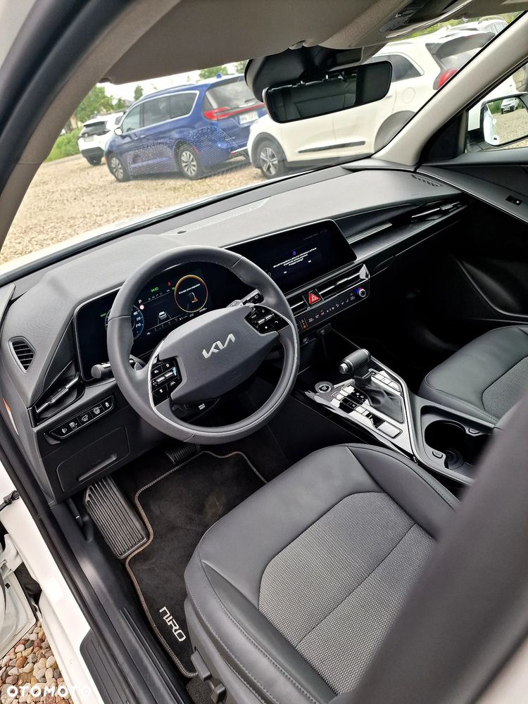 Kia Niro 1.6 GDI Hybrid L Business Line - 19