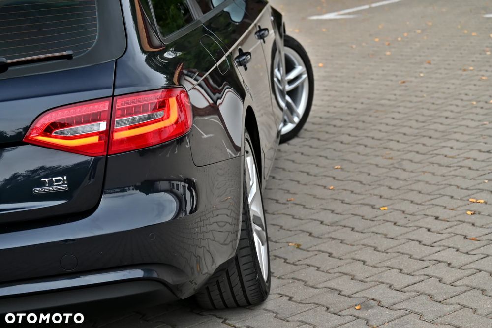 Audi A4 Avant 2.0 TDI DPF clean diesel quattro S line Sportpaket - 21