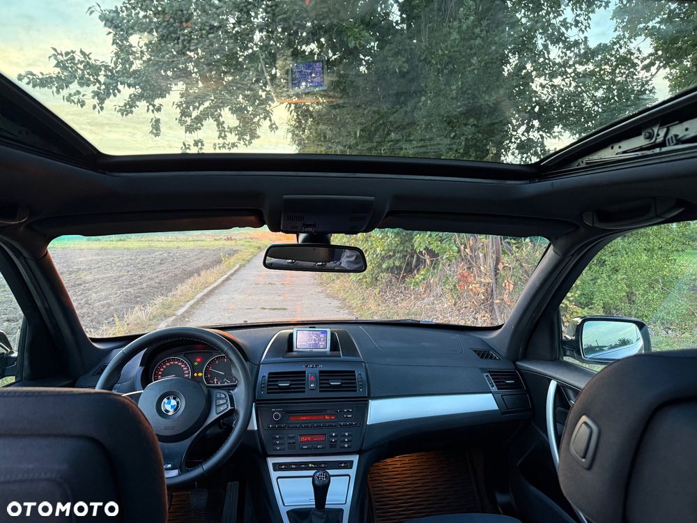 BMW X3 2.0d - 12