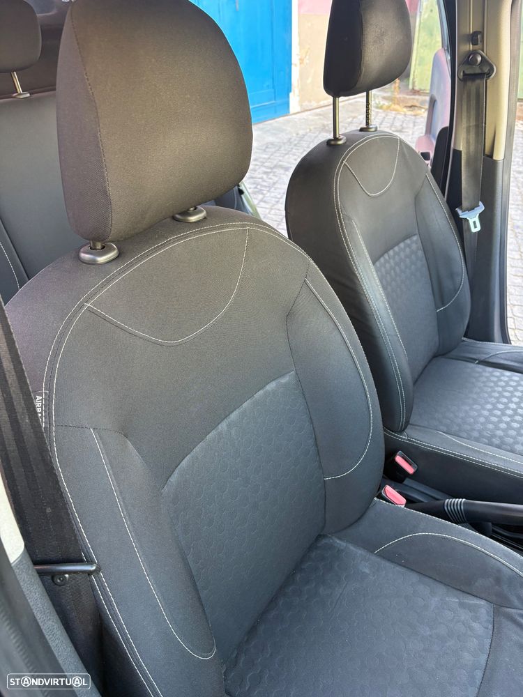 Dacia Sandero 0.9 TCe Confort - 21