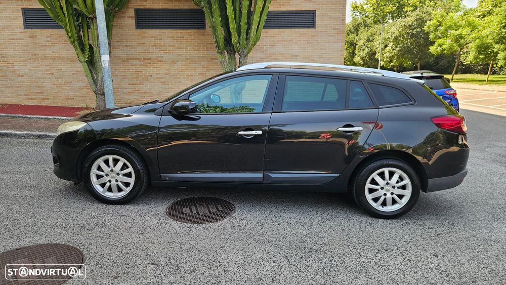 Renault Mégane Sport Tourer 1.5 dCi Dynamique S - 1