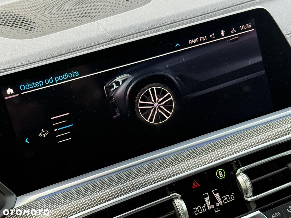 BMW X5 xDrive45e - 33