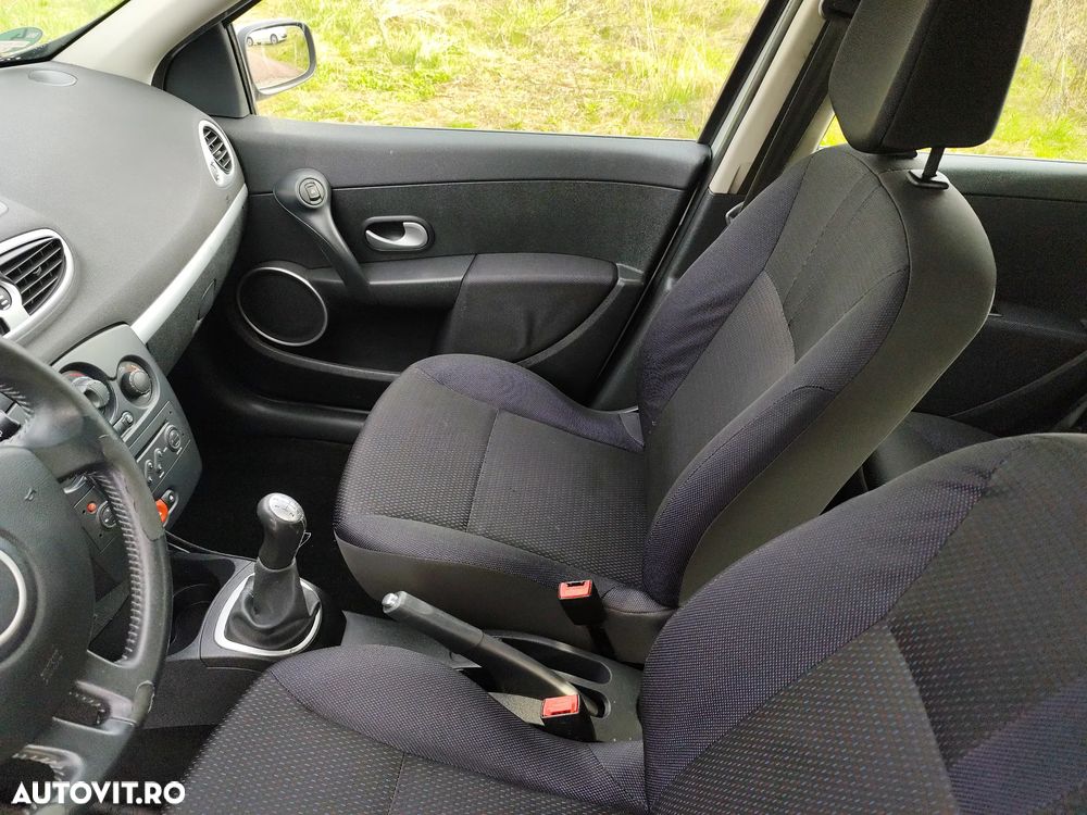 Renault Clio III 1.4 16V Dynamique - 6
