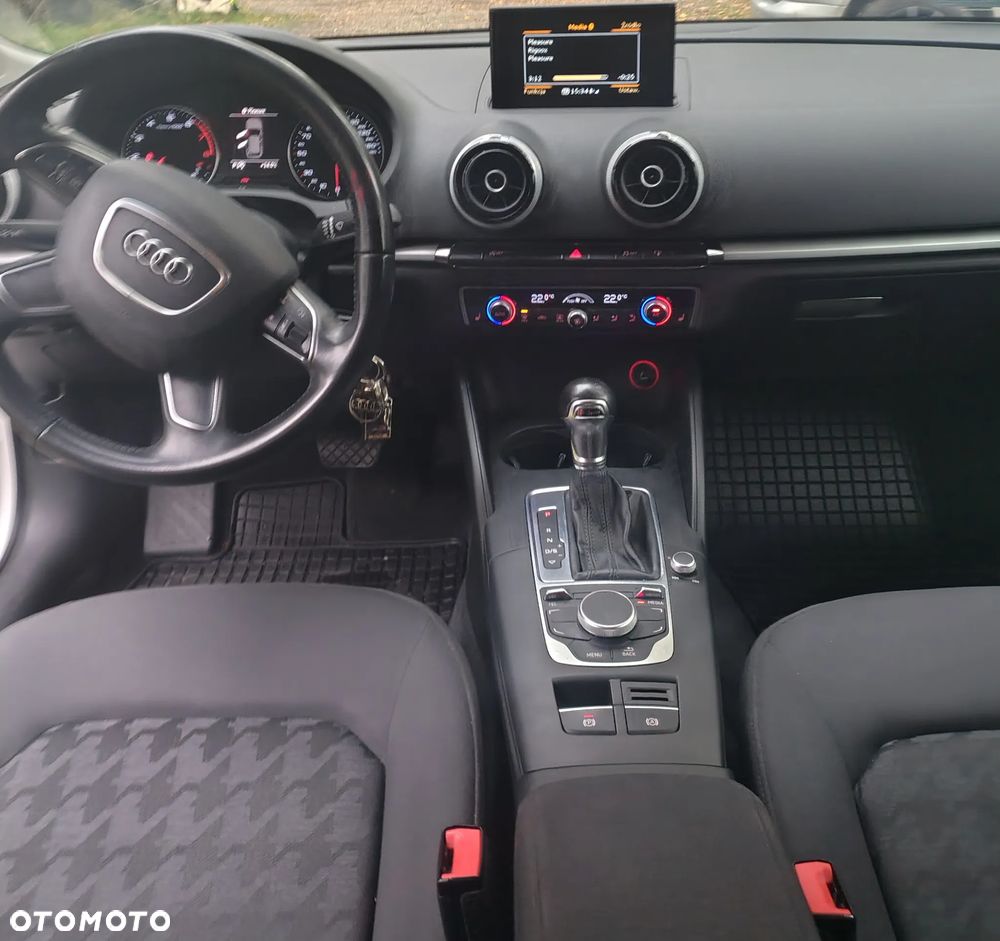 Audi A3 Sportback 1.4 TFSI Attraction S tronic - 26