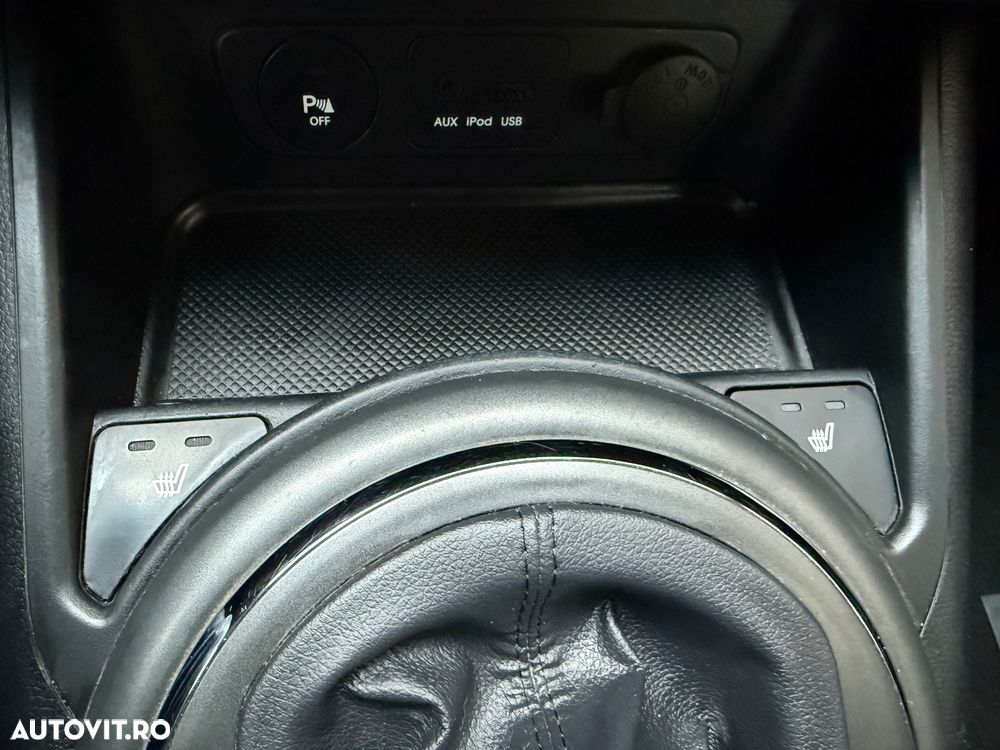 Kia Sportage 1.7 CRDI 2WD Attract - 17