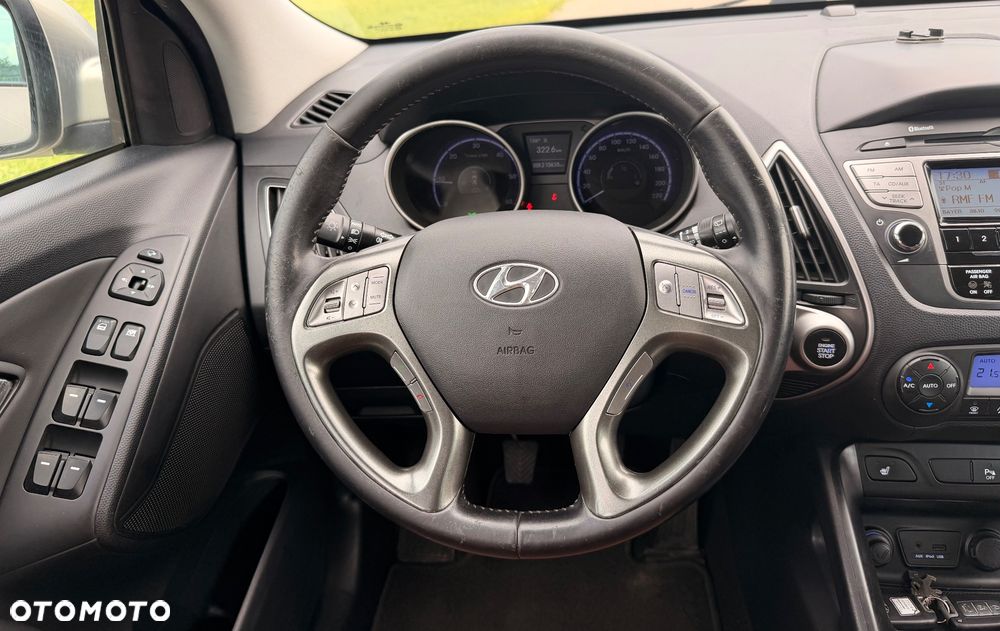 Hyundai ix35 2.0 CRDi 4WD Premium - 17