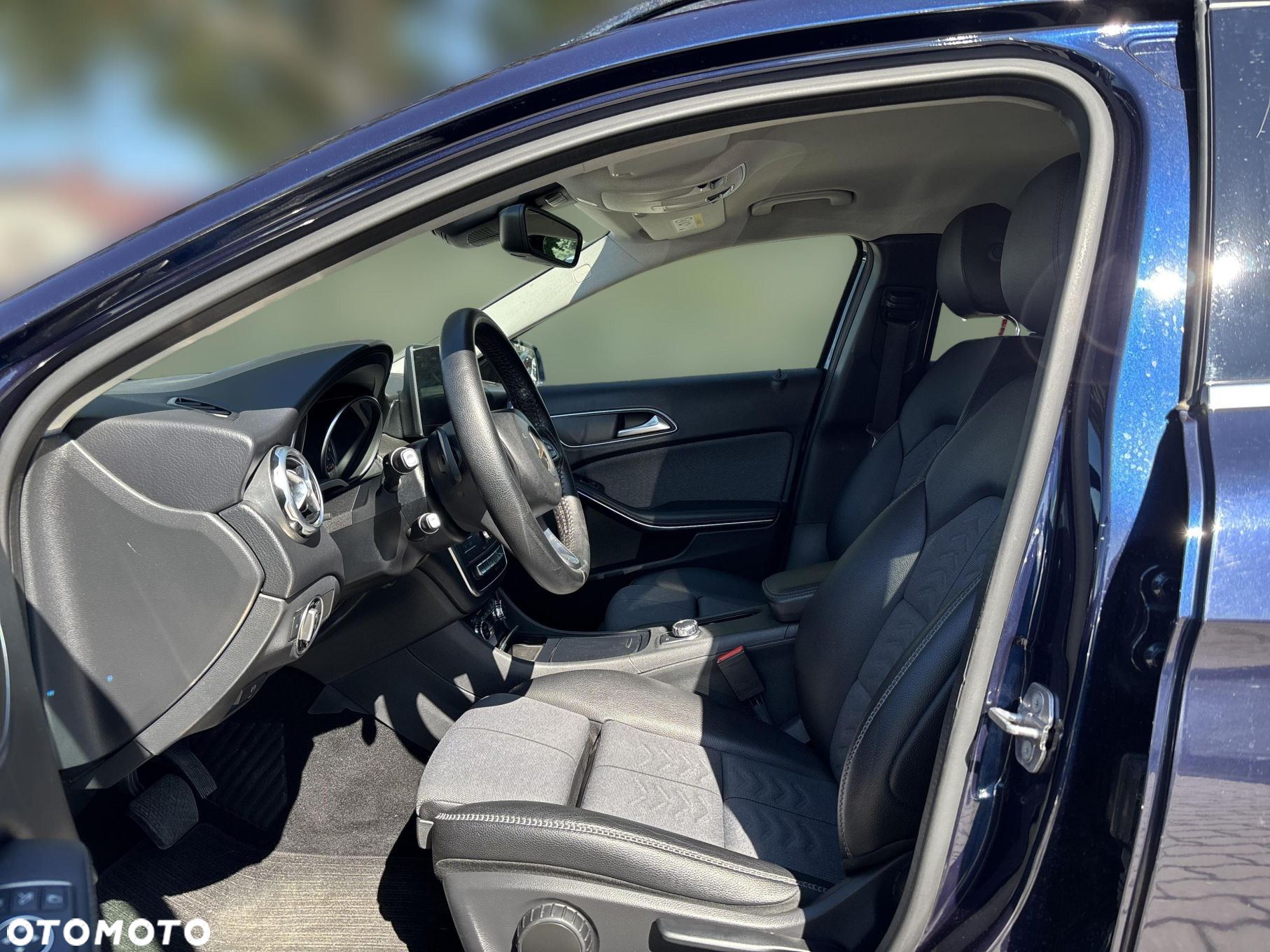 Mercedes-Benz GLA 180 d 7G-DCT Urban - 9