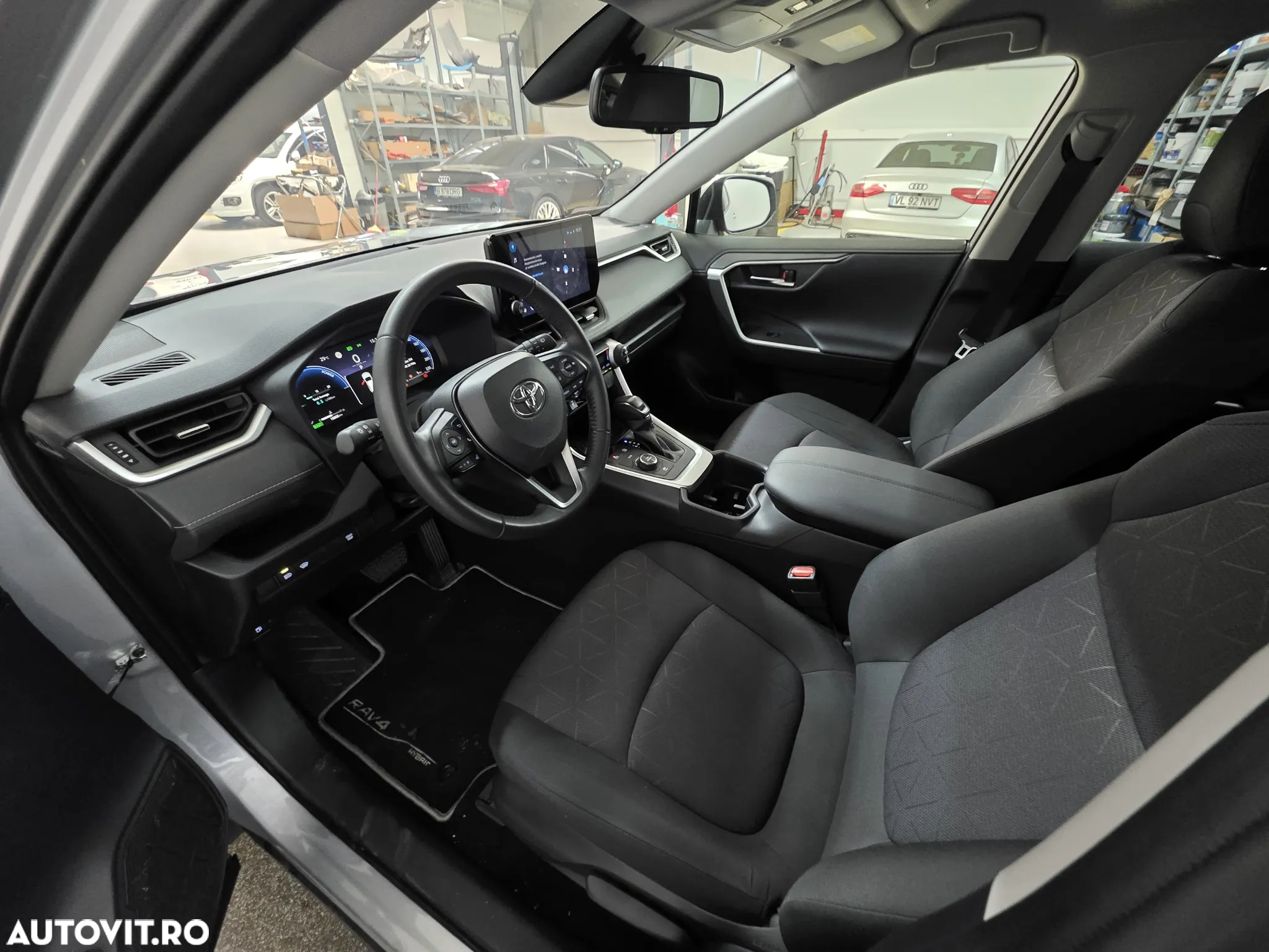 Toyota RAV4 2.5 Hybrid VVT-iE 4x4 Dynamic - 13