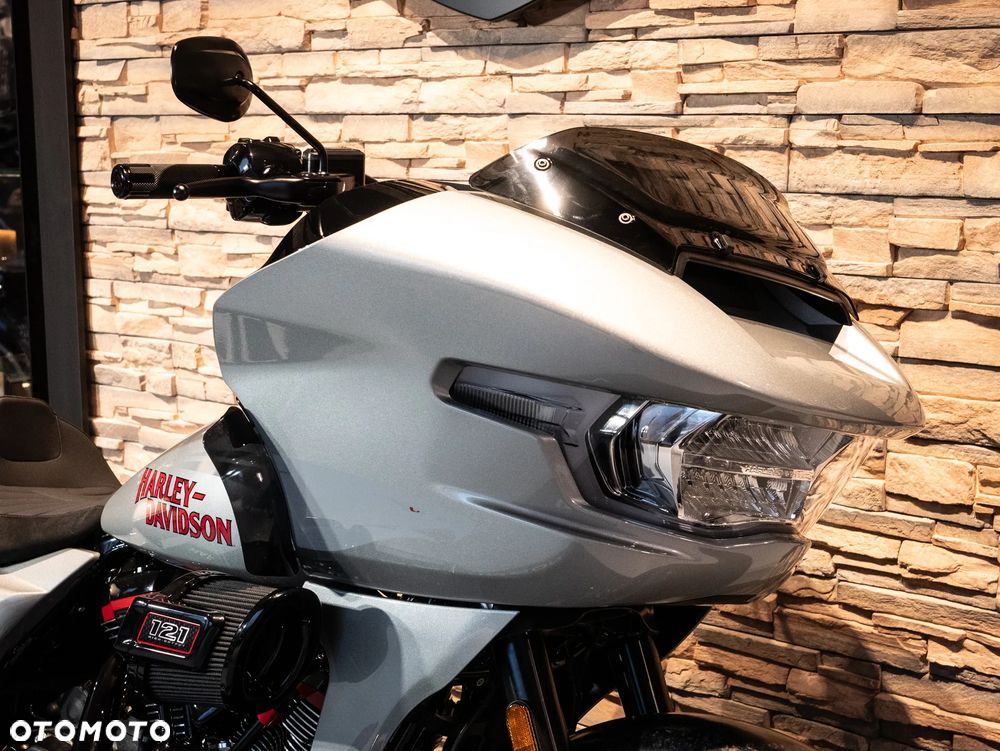 Harley-Davidson Touring Road Glide - 35