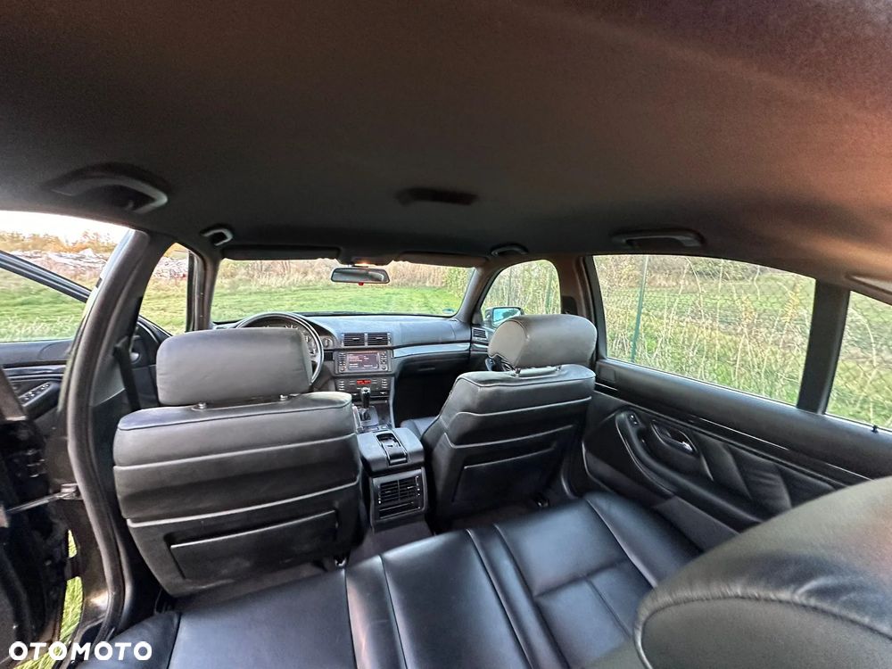 BMW Seria 5 525i - 7