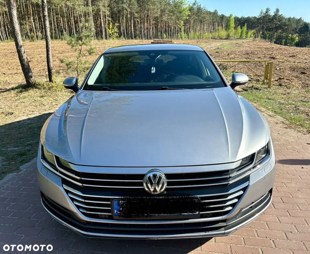 Volkswagen Arteon 2.0 TDI Essence - 5