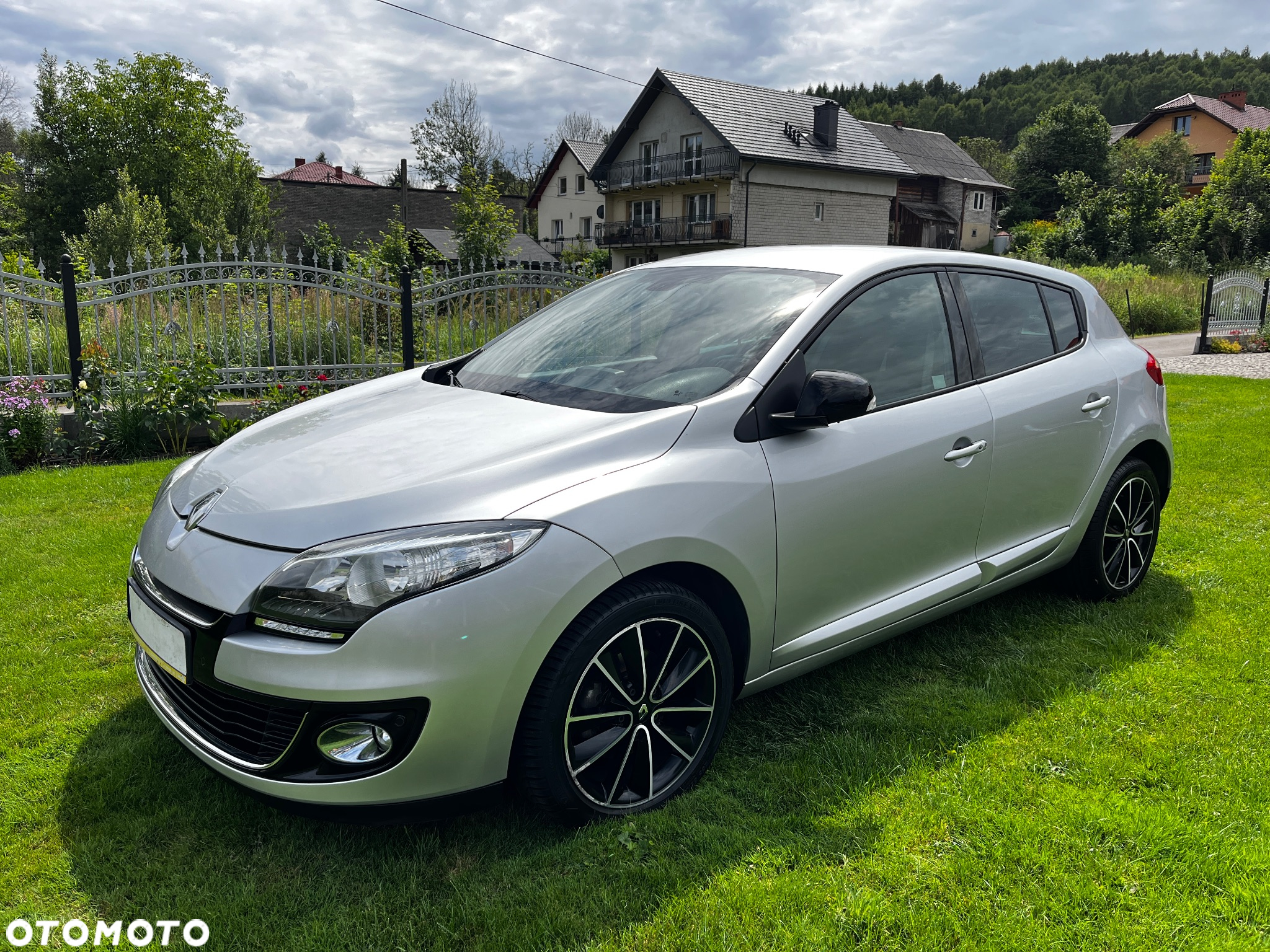 Renault Megane Grandtour ENERGY TCe 115 Start & Stop Bose Edition - 2