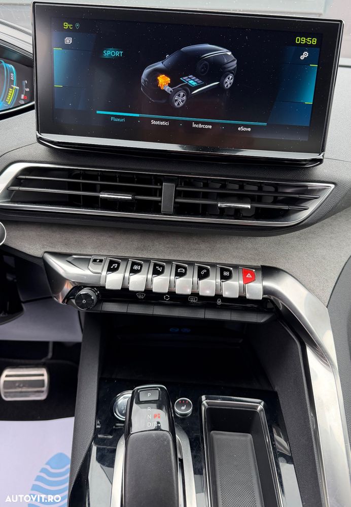 Peugeot 3008 Hybrid 225 e-EAT8 GT Pack - 22