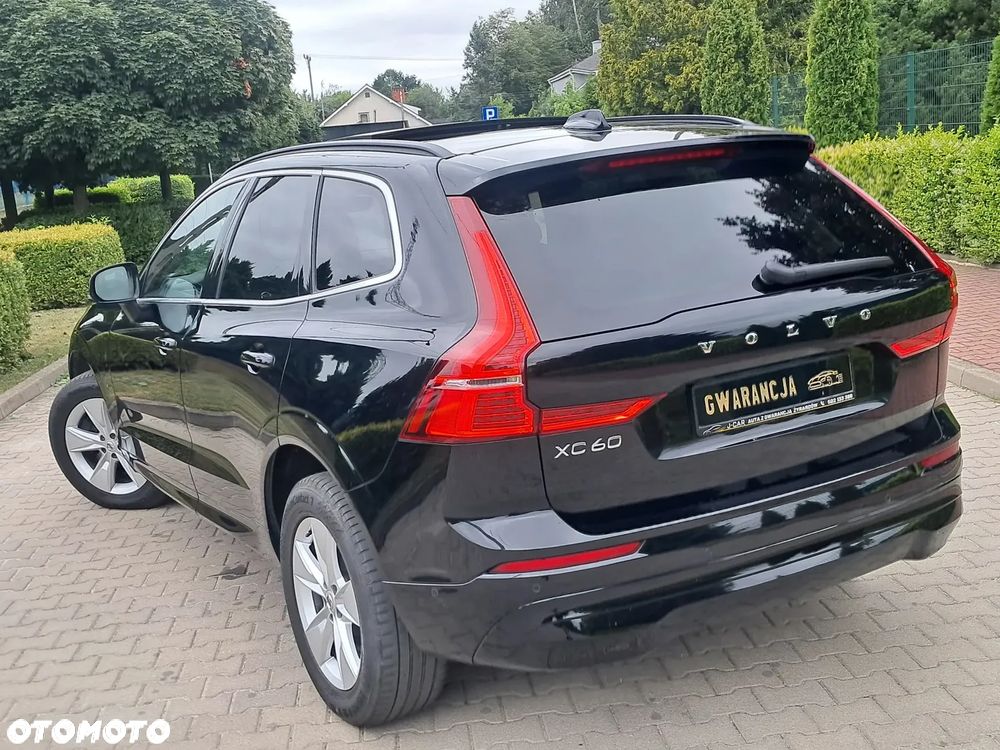 Volvo XC 60 B4 D Geartronic Momentum Pro - 8
