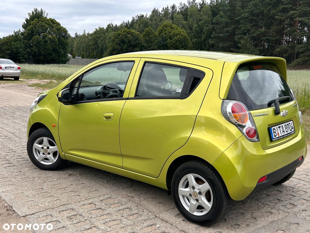 Chevrolet Spark 1.0 - 9