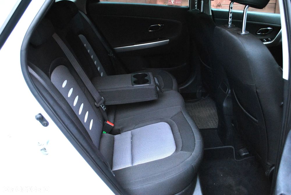 Kia Ceed Cee'd 1.6 Crdi L - 13