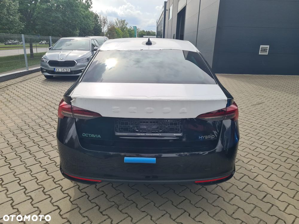 Skoda Octavia 1.5 TSI mHEV Drive Selection DSG - 5