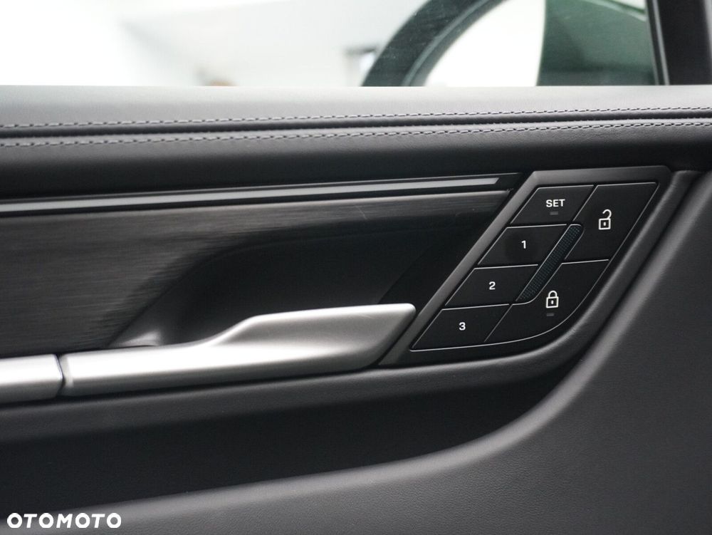 Porsche Macan 4S 100kWh - 17
