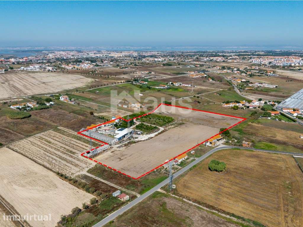 Quinta com 26600m2 - Grande imagem: 2/50