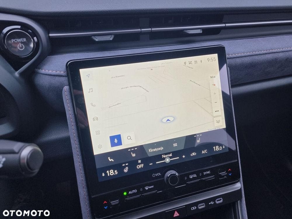 Lexus LBX 1.5 Hybrid Cool - 24