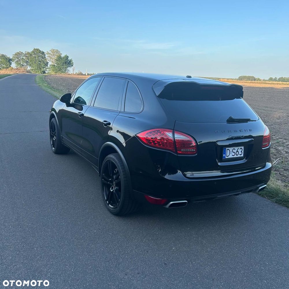 Porsche Cayenne - 23