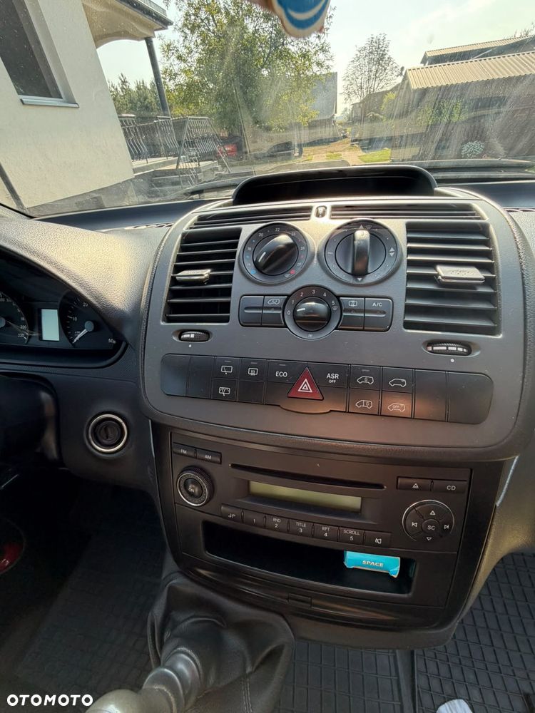Mercedes-Benz Vito - 13