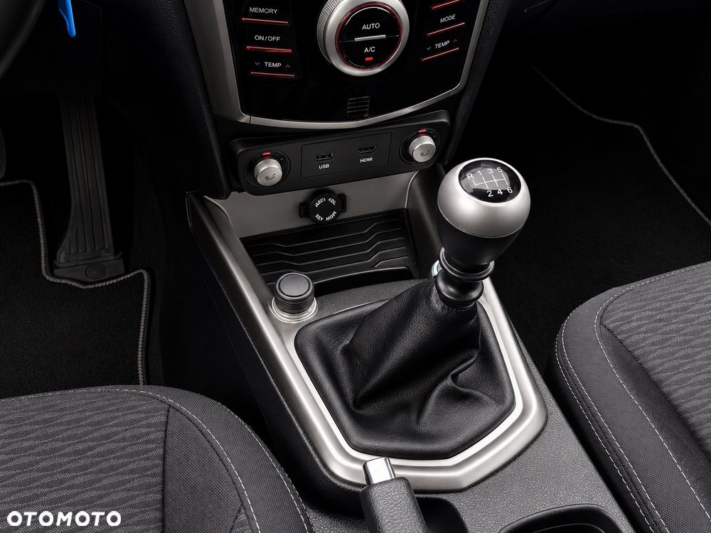 SsangYong/KGM Tivoli 1.6 Quartz - 12