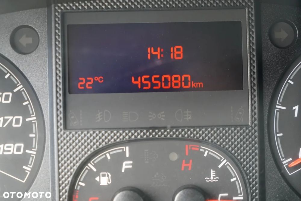 Fiat DUCATO 2.3 180 / BLASZAK / FURGON / 3 MIEJSCA / EURO 6 - 38