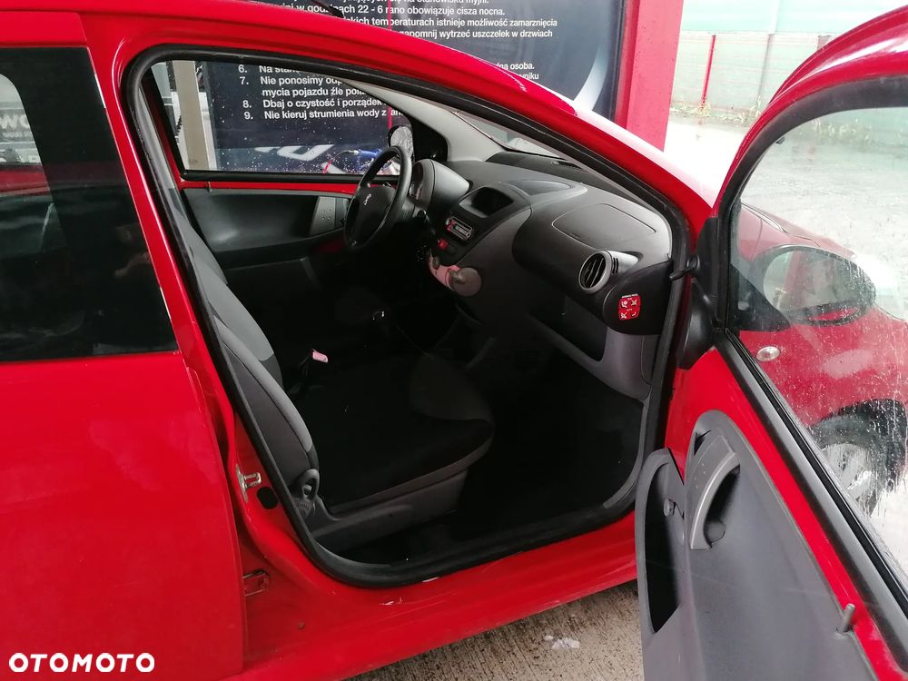 Peugeot 107 1.0 Trendy - 6