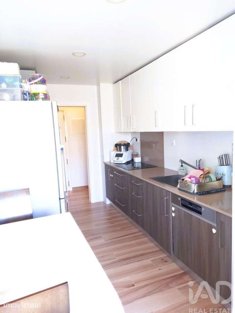 Apartamento T2 em Faro (Sé e São Pedro) de 80,00 m2 - Grande imagem: 4/11
