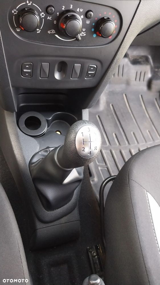Dacia Sandero Stepway - 11