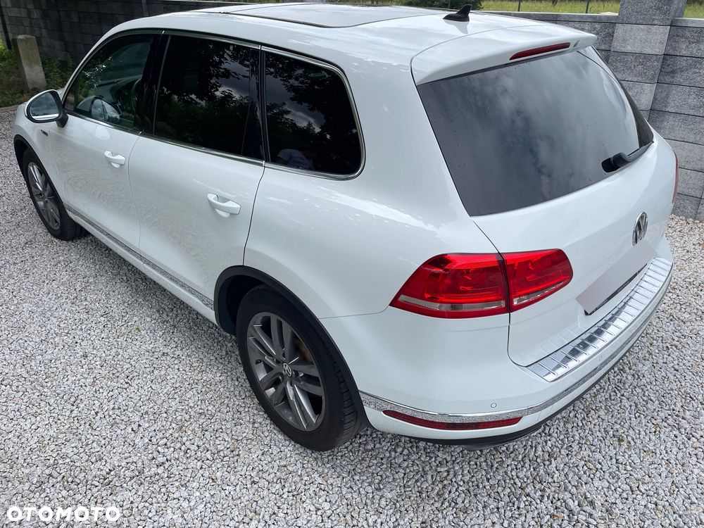 Volkswagen Touareg 3.0 V6 TDI BMT Perfectline - 3