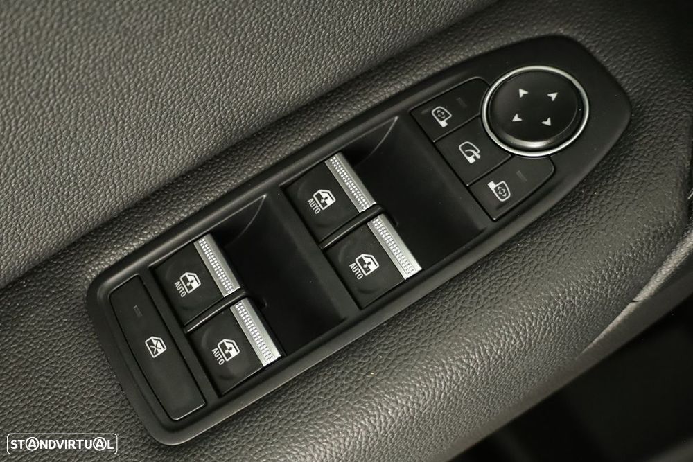 Renault Captur 1.0 TCe Techno Bi-Fuel - 22