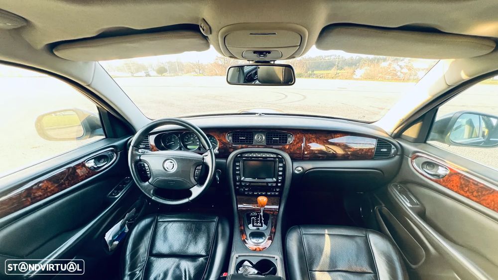 Jaguar XJ XJ6 2.7 Twin Turbo (LWB) Sovereign - 11