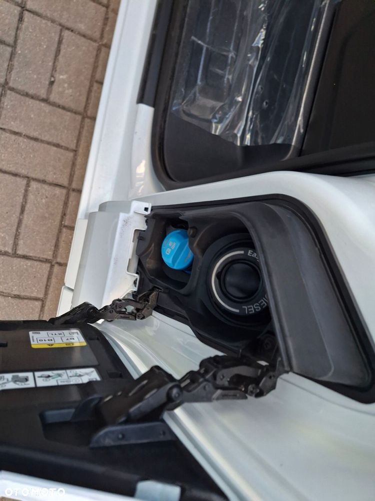 Volkswagen Transporter Furgon 2.0 TDI 150 KM automat - 31