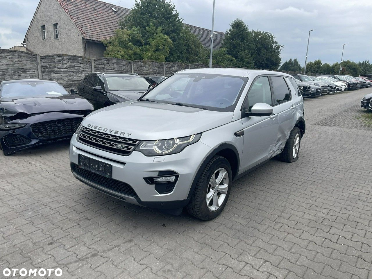 Land Rover Discovery Sport 2.0 D180 SE - 4