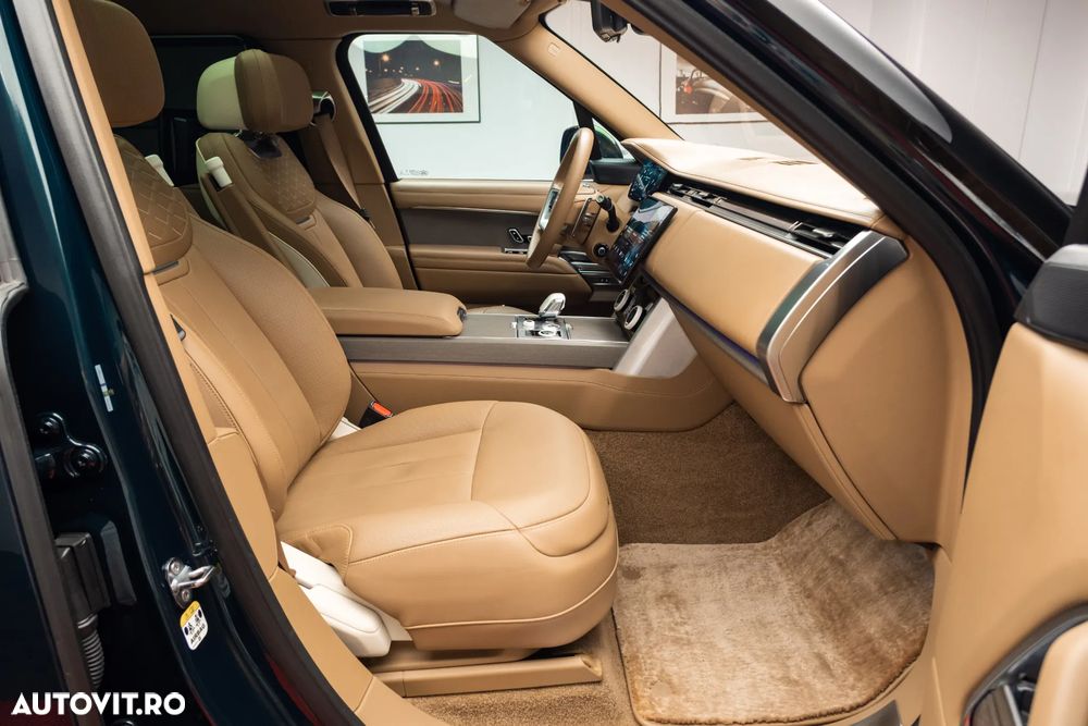 Land Rover Range Rover 4.4 V8 P530 LWB SV - 39