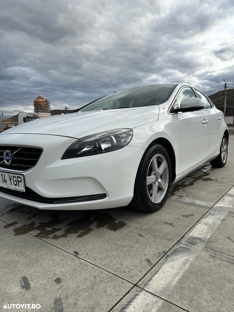 Volvo V40 D4 Inscription - 2