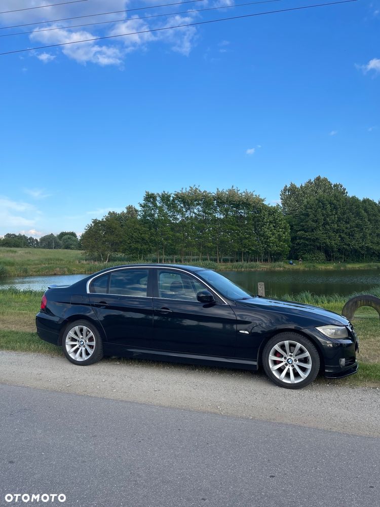 BMW Seria 3 318d - 12