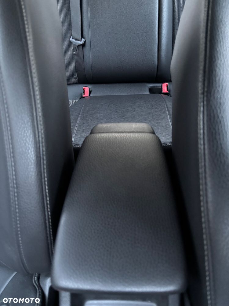 Opel Astra 1.7 CDTI - 31