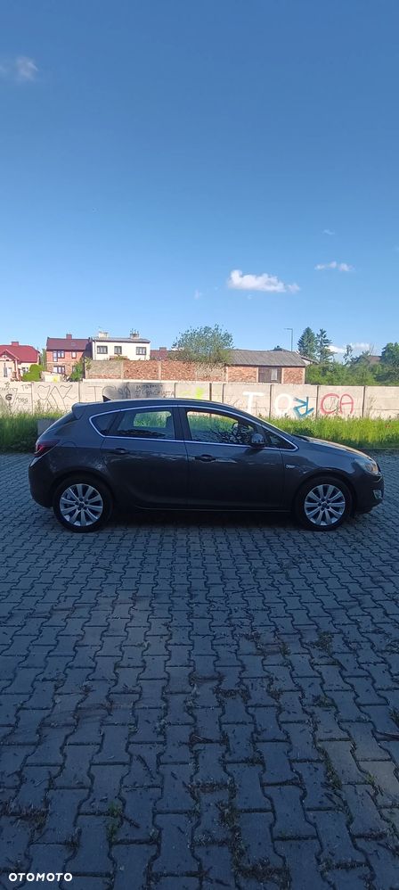Opel Astra 1.4 T Cosmo - 6