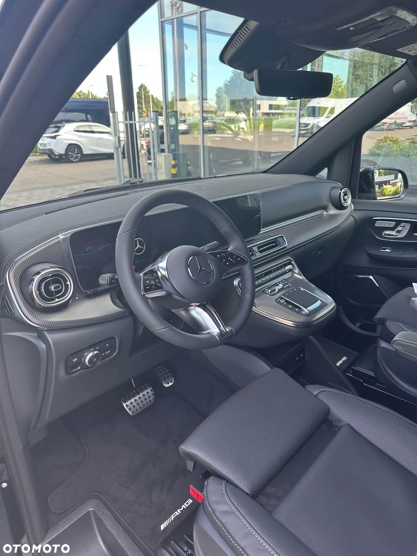Mercedes-Benz Klasa V 300 d 4-Matic Exclusive 9G-Tronic (d³ugi) - 15