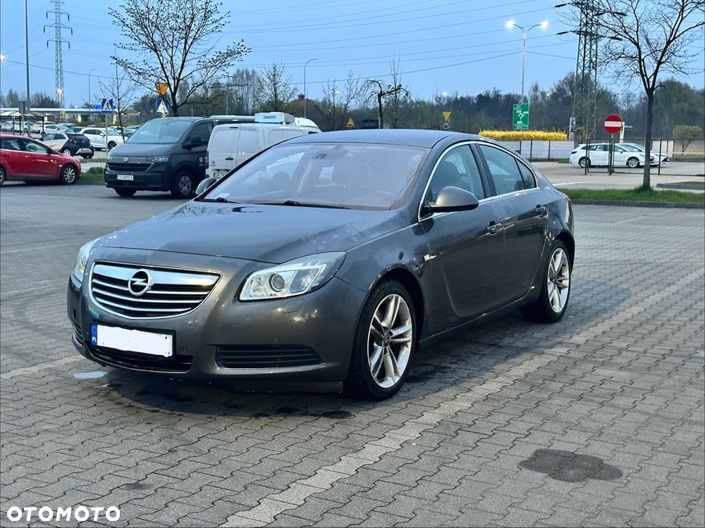 Opel Insignia 2.0 CDTI Automatik - 1