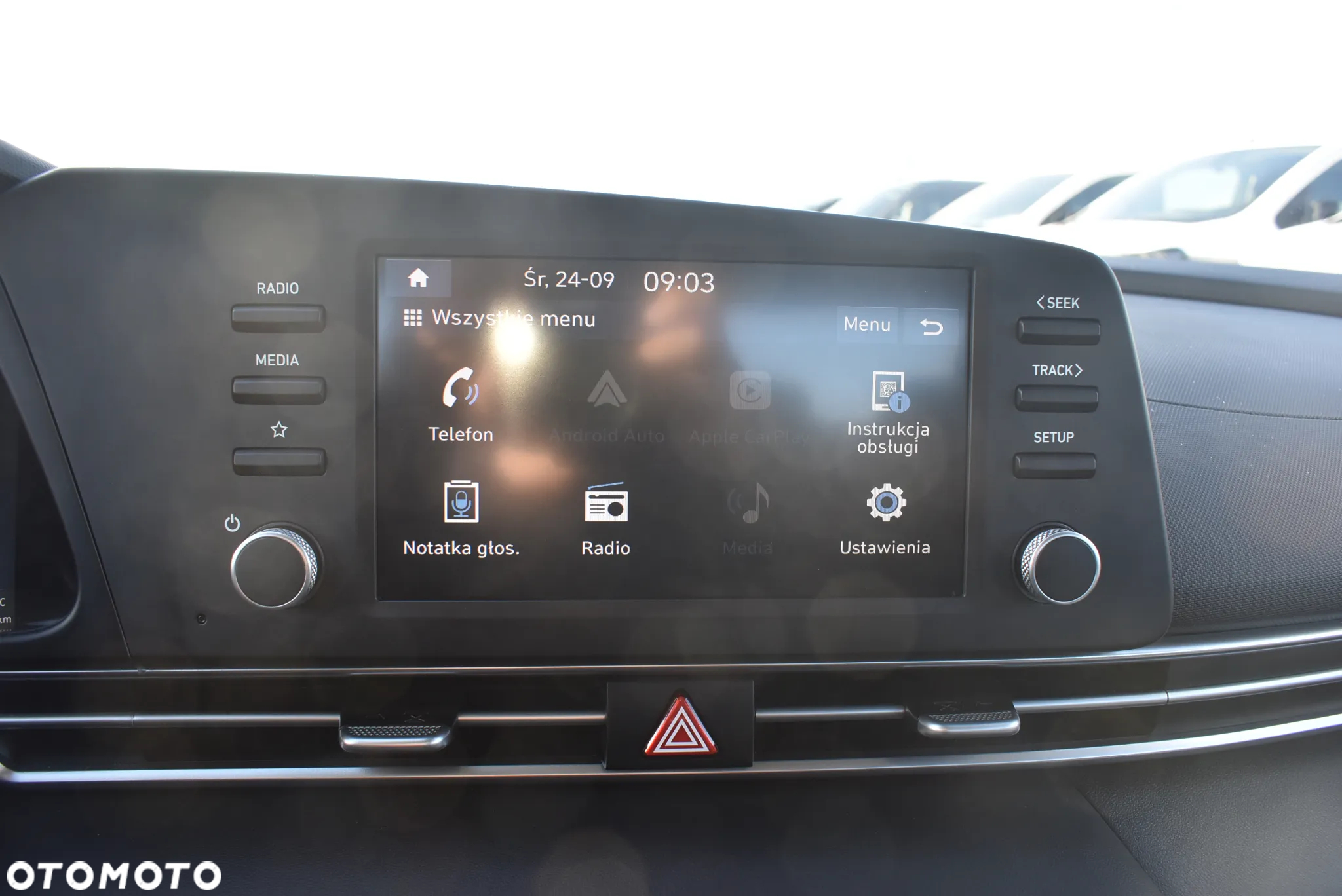Hyundai Elantra 1.6 Smart CVT - 27