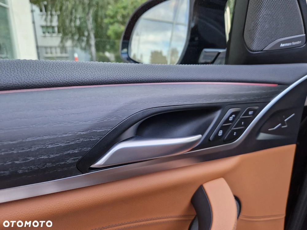 BMW X4 xM40d mHEV - 27