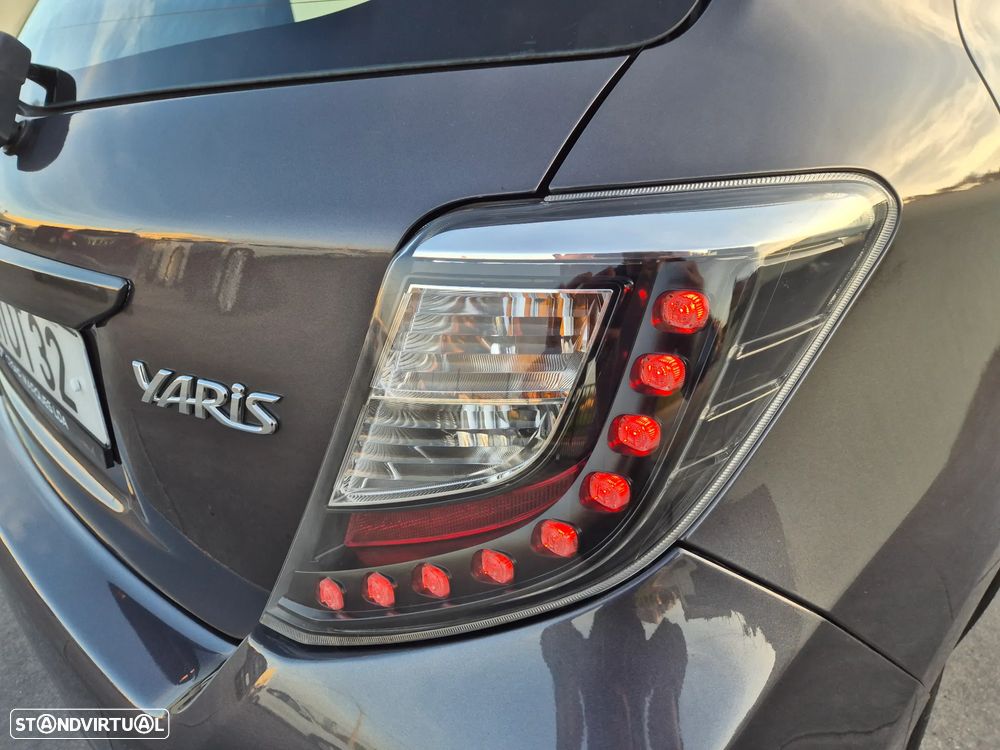 Toyota Yaris 1.4 D-4D Comfort+P.Style - 22