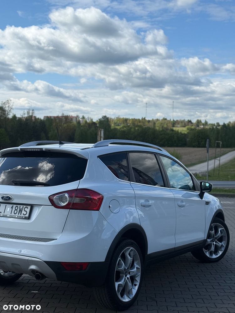 Ford Kuga 2.0 TDCi 4x4 Titanium - 27