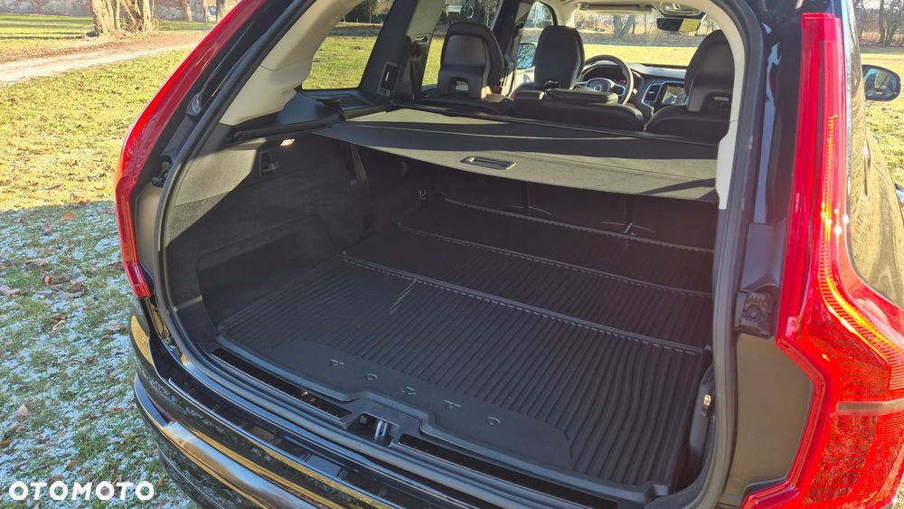 Volvo XC 90 - 10